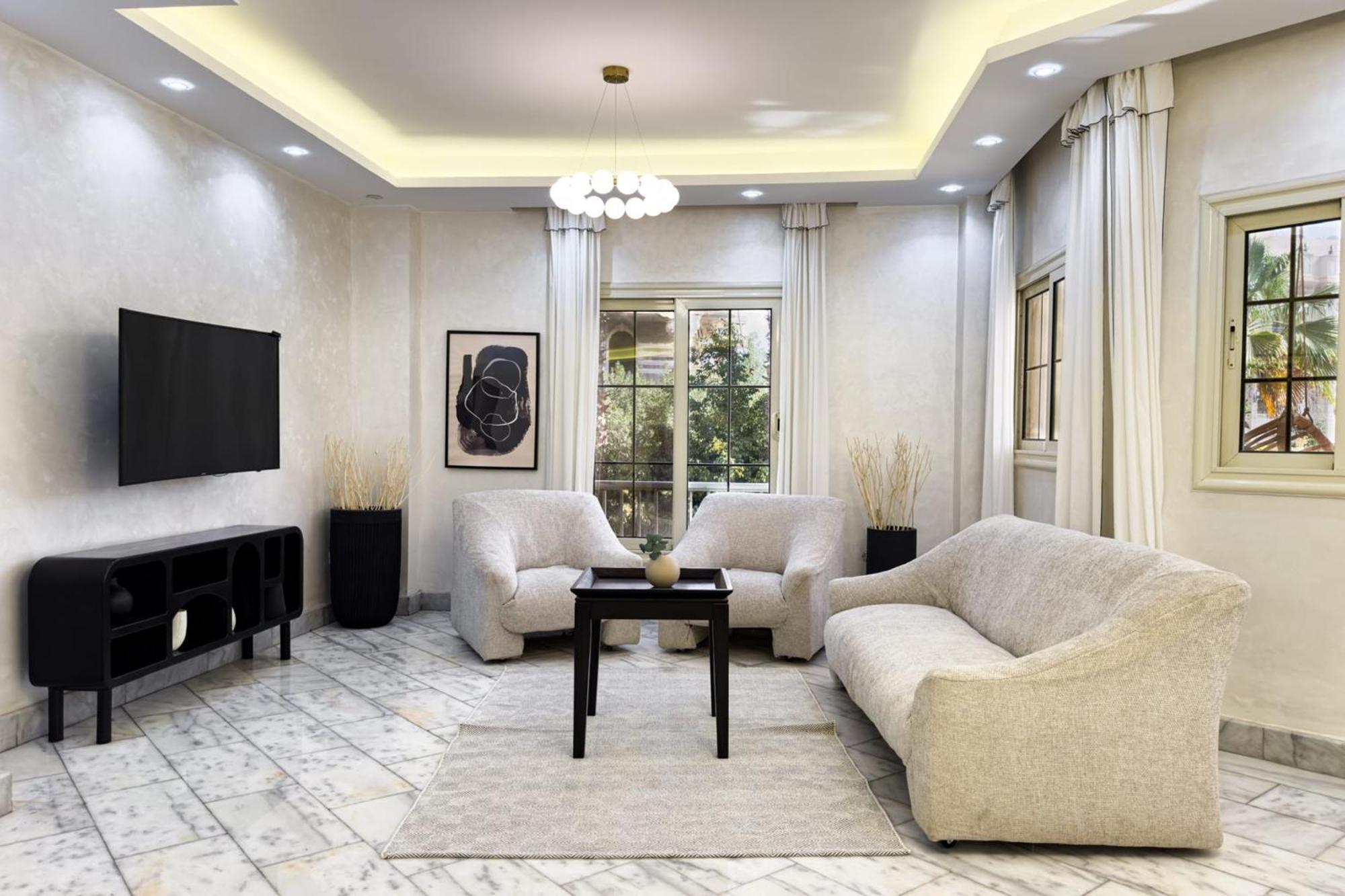 Apartment Comfy & Cozy 2bdr 15 Min From Cai Airport Cairo